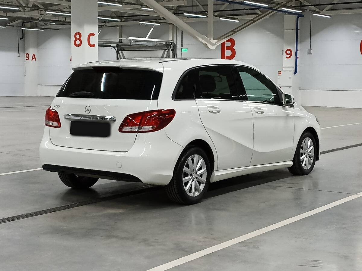 Mercedes-Benz B-Класс с пробегом — 2015 год. Фото: #4