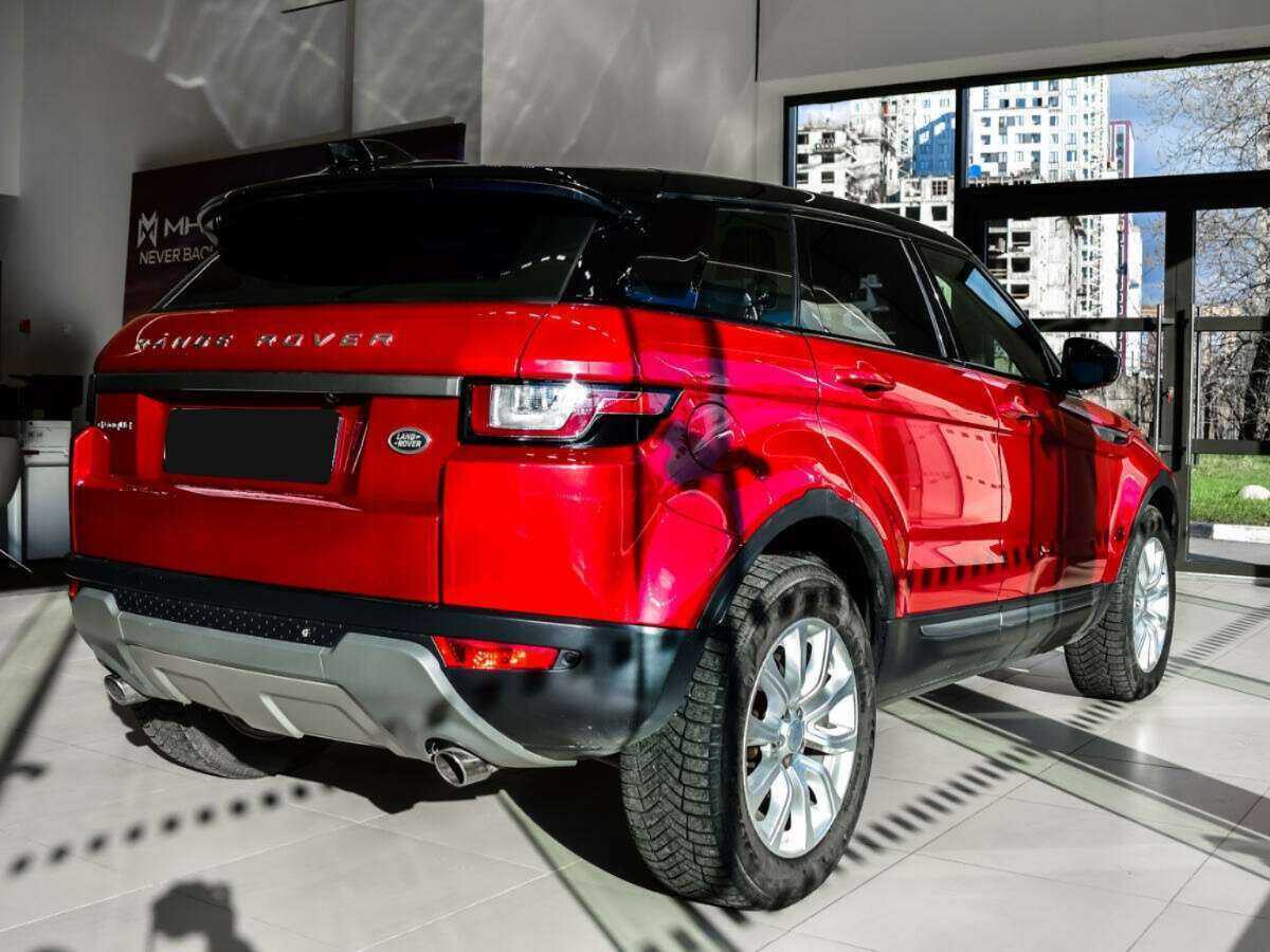 Land Rover Range Rover Evoque с пробегом — 2017 год. Фото: #2