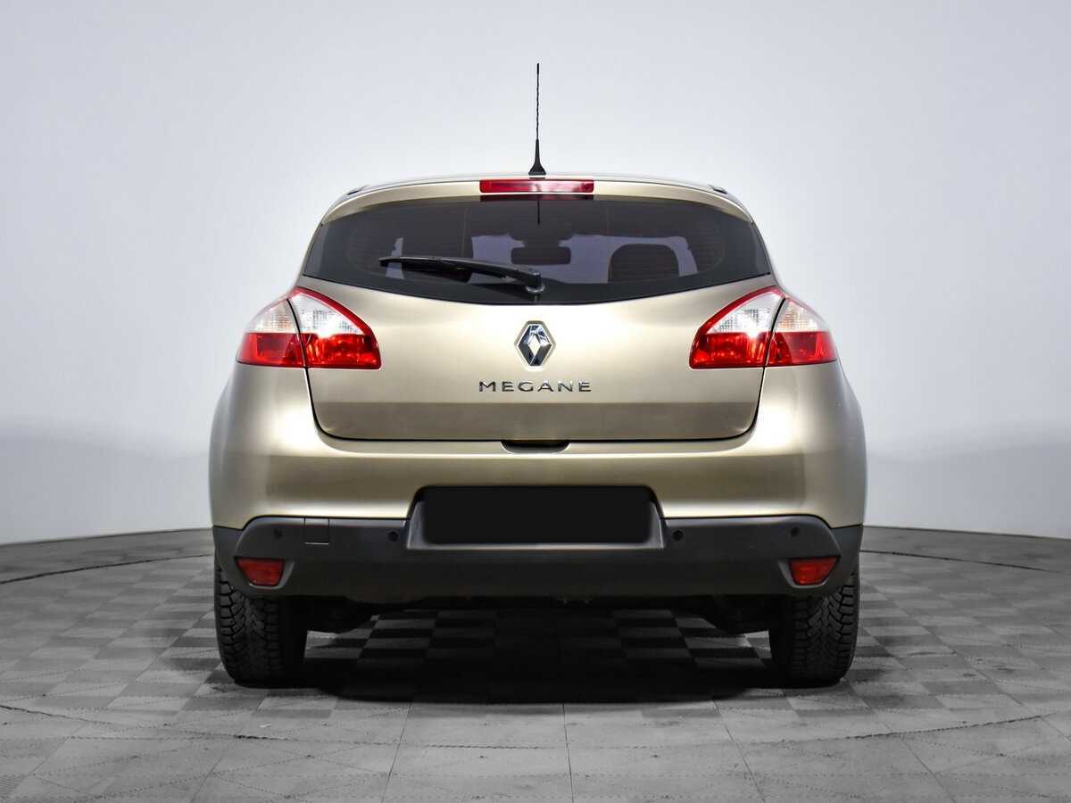 Renault Megane с пробегом — 2011 год. Фото: #5