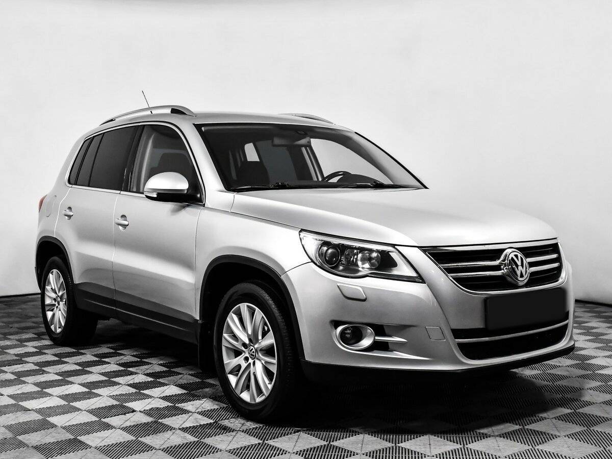 Volkswagen Tiguan с пробегом — 2009 год. Фото: #2