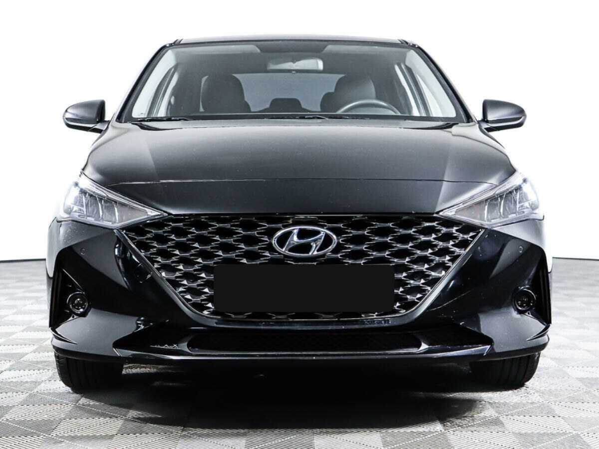 Hyundai Solaris с пробегом — 2022 год. Фото: #1