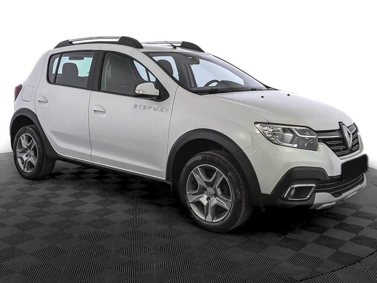 Renault Sandero с пробегом — 2019 год. Фото: #2