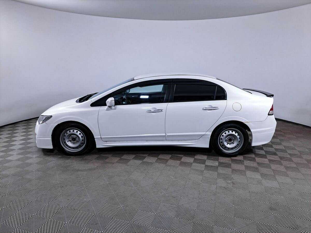 Honda Civic с пробегом — 2007 год. Фото: #7