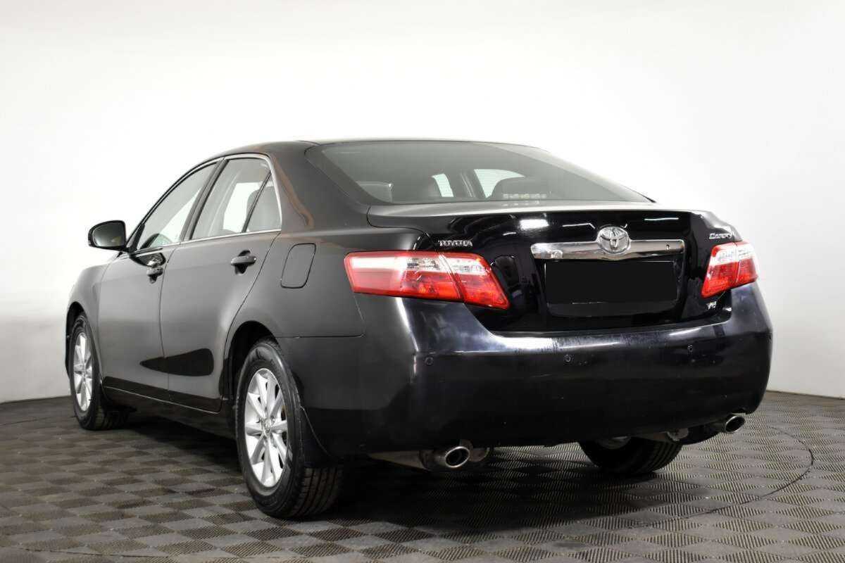 Toyota Camry с пробегом — 2010 год. Фото: #5