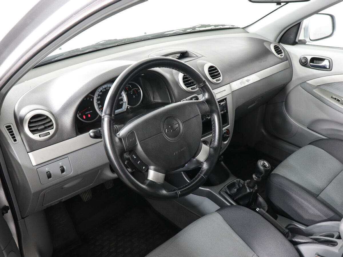 Chevrolet Lacetti с пробегом — 2011 год. Фото: #6