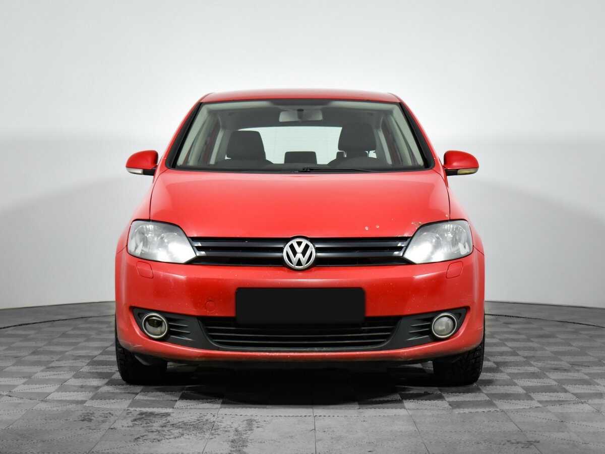 Volkswagen Golf Plus с пробегом — 2011 год. Фото: #1