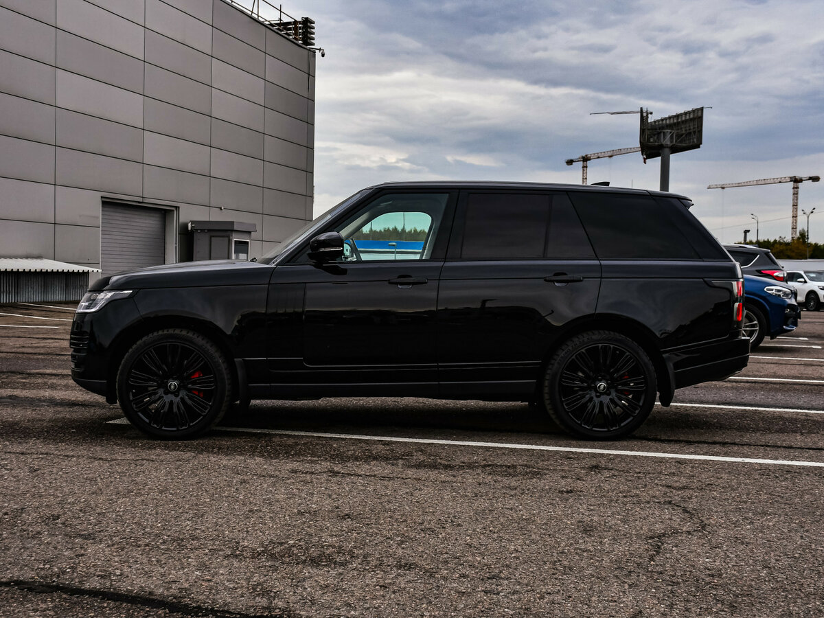 Land Rover Range Rover с пробегом — 2019 год. Фото: #8