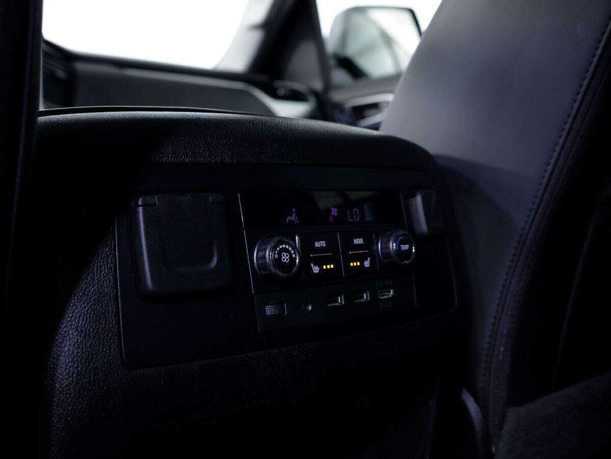 Chevrolet Tahoe с пробегом — 2018 год. Фото: #16