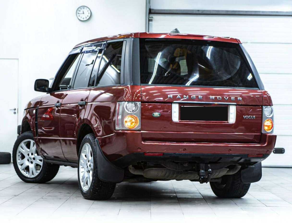 Land Rover Range Rover с пробегом — 2007 год. Фото: #3