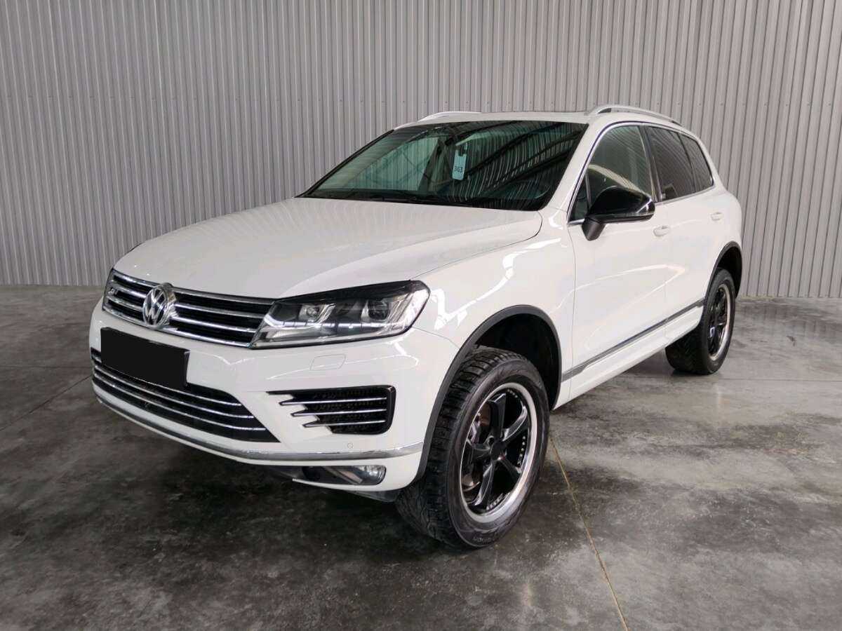 Volkswagen Touareg с пробегом — 2018 год. Фото: #0