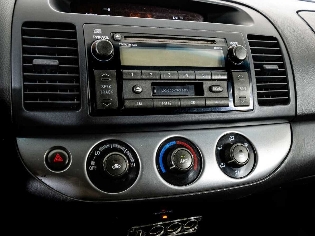 Toyota Camry с пробегом — 2001 год. Фото: #12