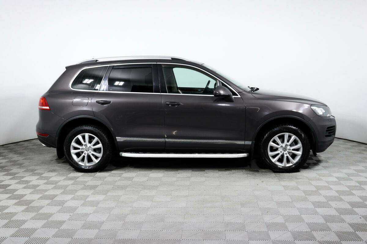 Volkswagen Touareg с пробегом — 2011 год. Фото: #3