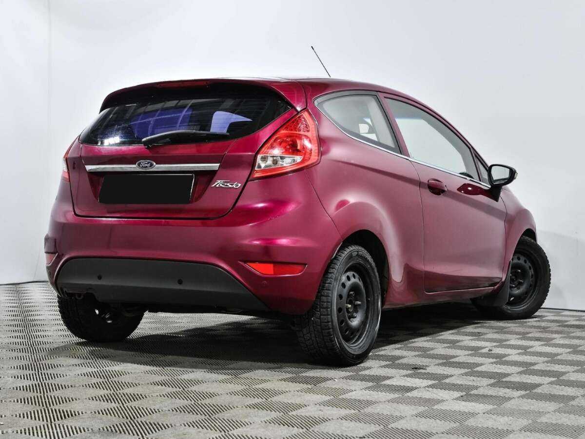 Ford Fiesta с пробегом — 2010 год. Фото: #3