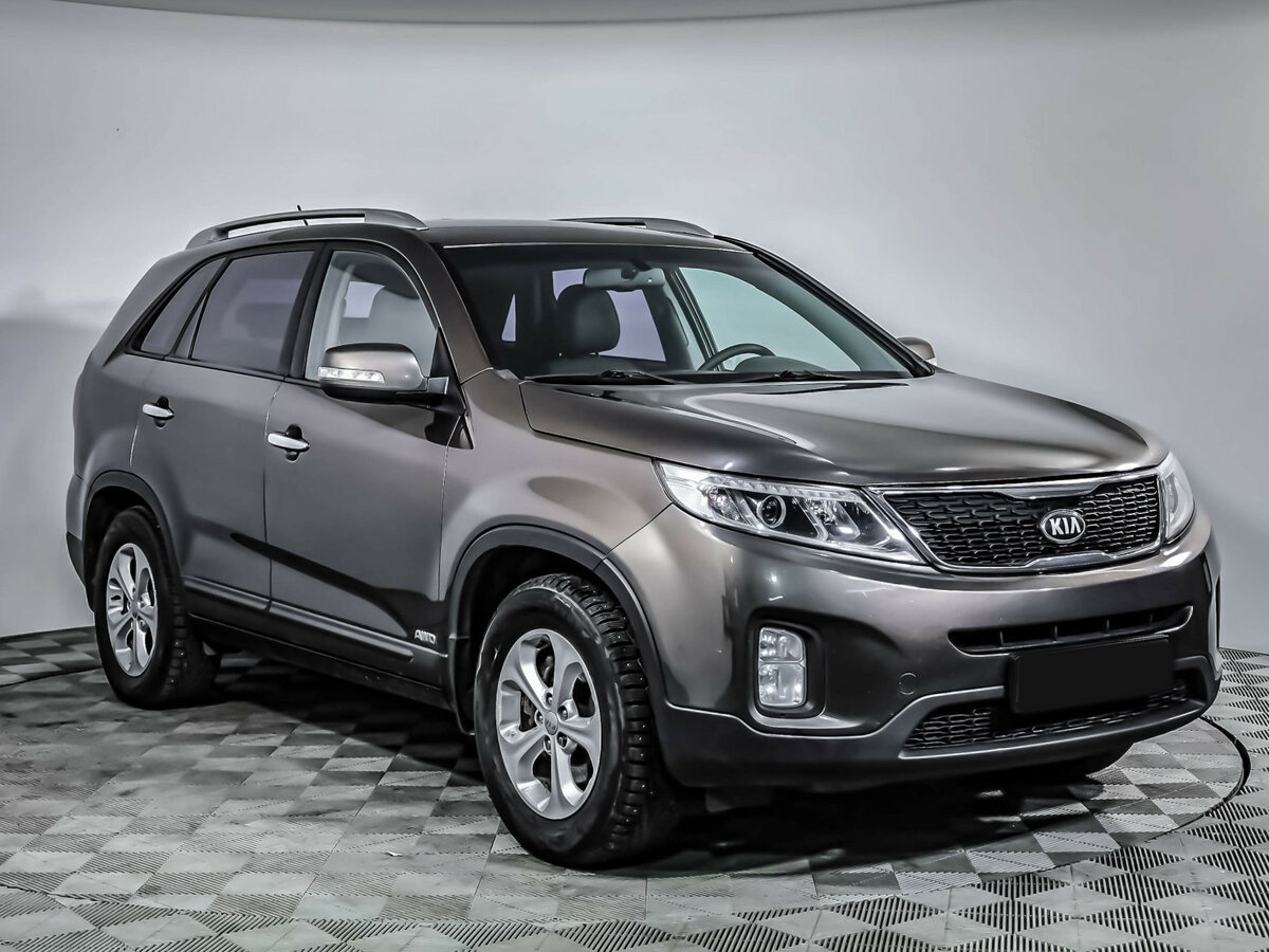 Kia Sorento с пробегом — 2013 год. Фото: #2