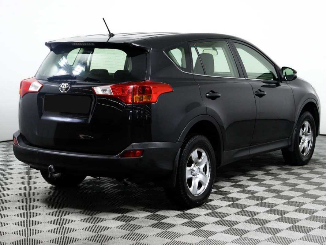 Toyota RAV4 с пробегом — 2013 год. Фото: #4