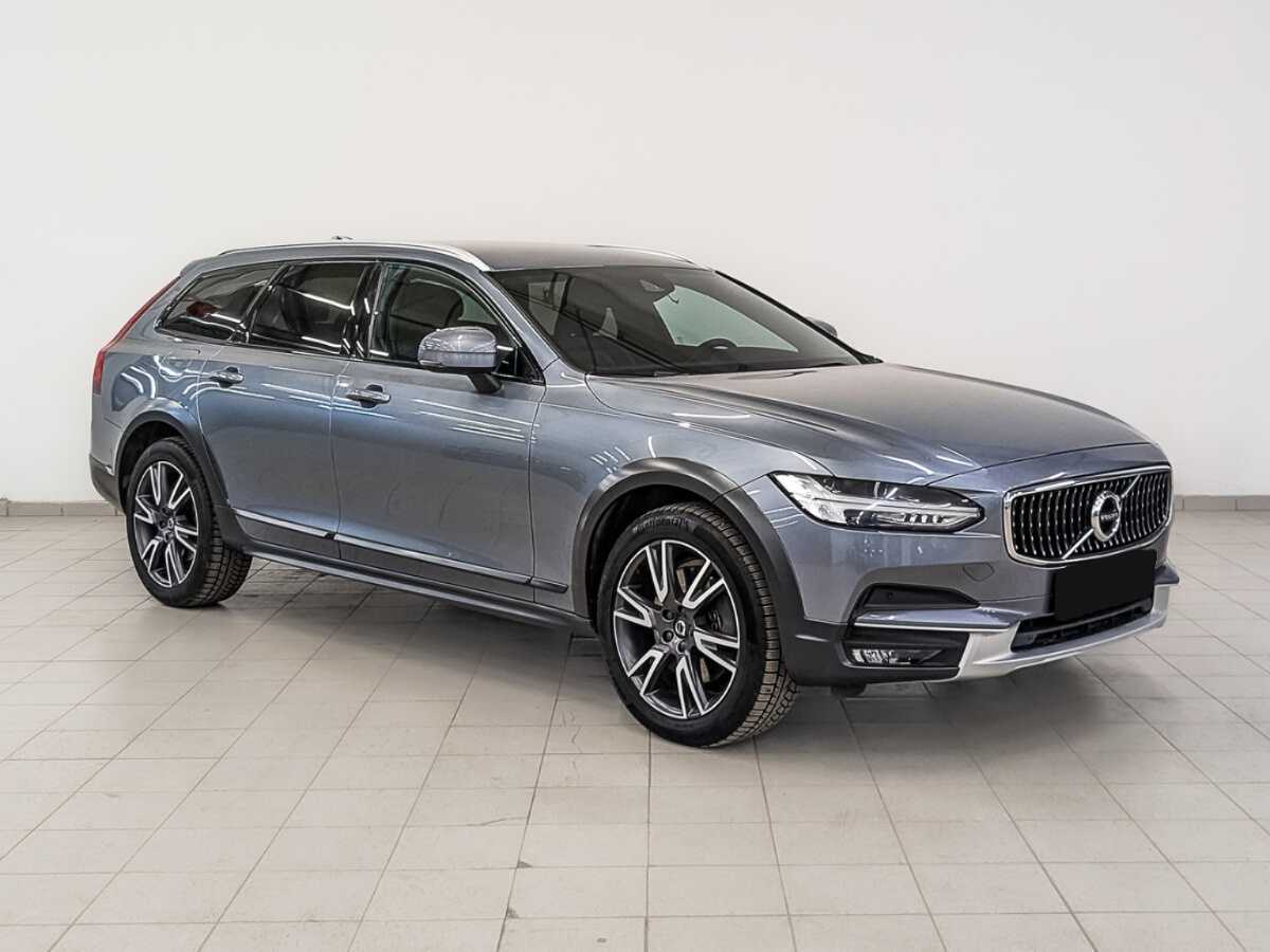 Volvo V90 Cross Country с пробегом — 2018 год. Фото: #2