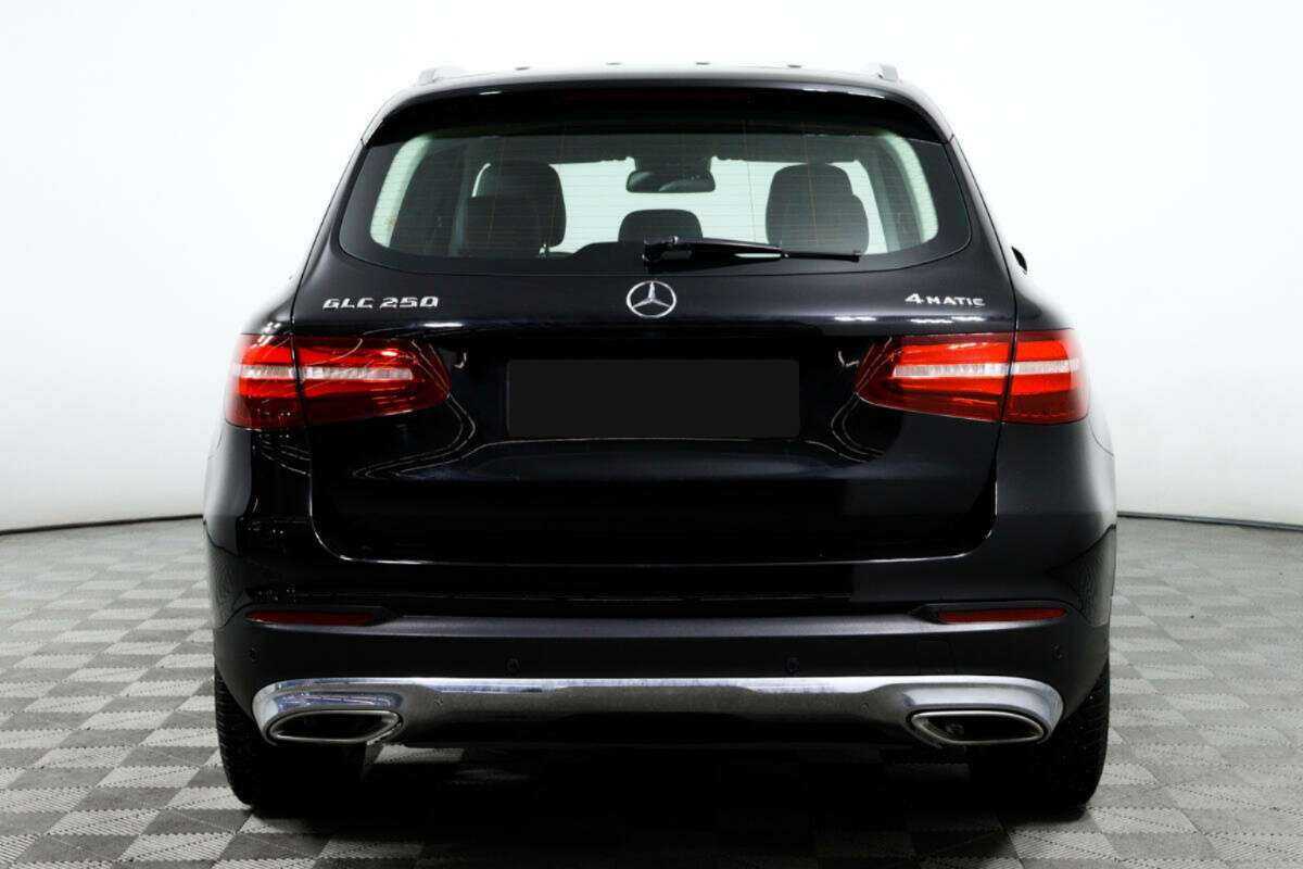 Mercedes-Benz GLC с пробегом — 2015 год. Фото: #5