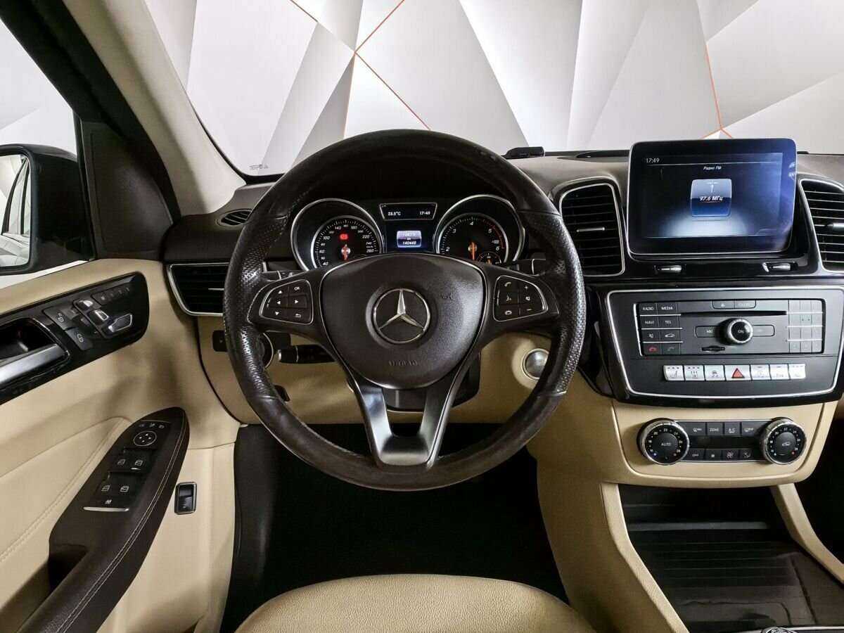 Mercedes-Benz GLE с пробегом — 2018 год. Фото: #13