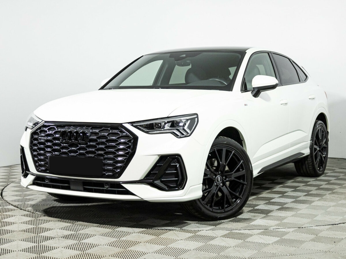 Audi Q3 Sportback с пробегом — 2020 год. Фото: #0
