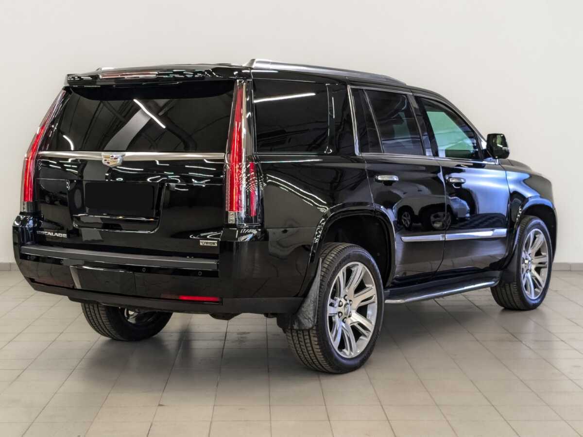 Cadillac Escalade с пробегом — 2016 год. Фото: #4