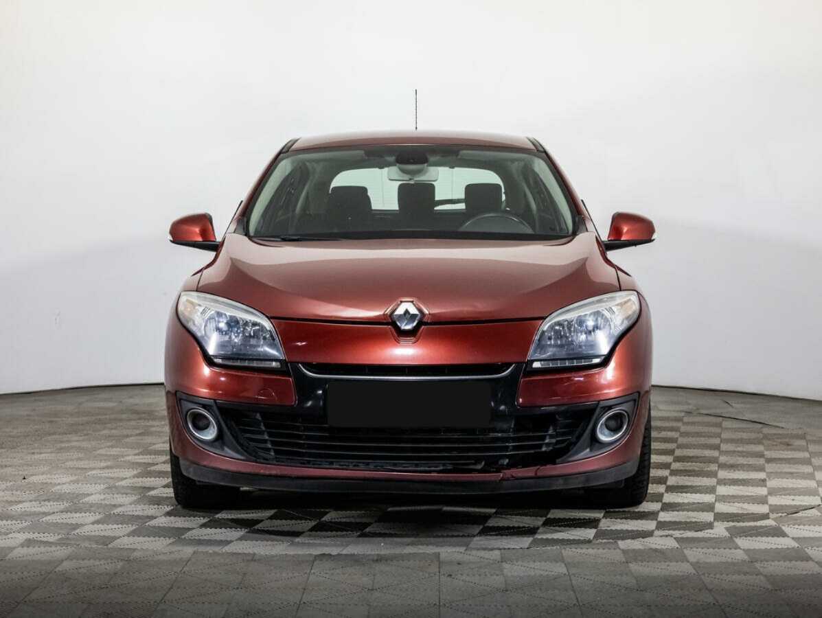 Renault Megane с пробегом — 2014 год. Фото: #1