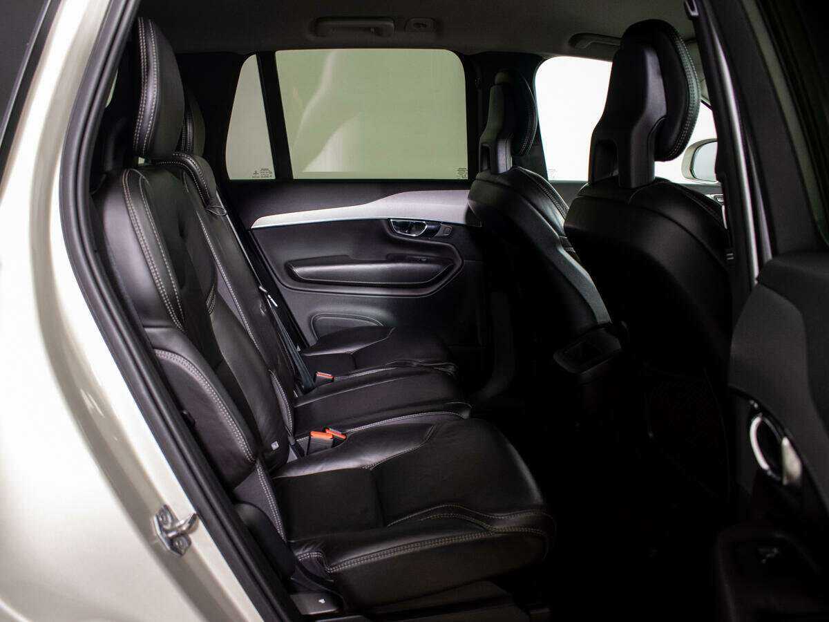 Volvo XC90 с пробегом — 2015 год. Фото: #7