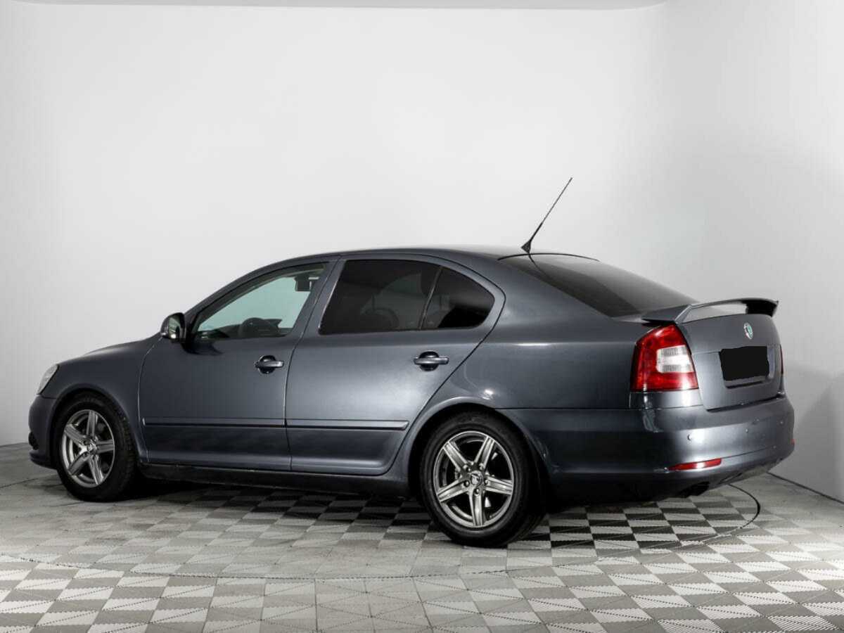 Skoda Octavia с пробегом — 2011 год. Фото: #6