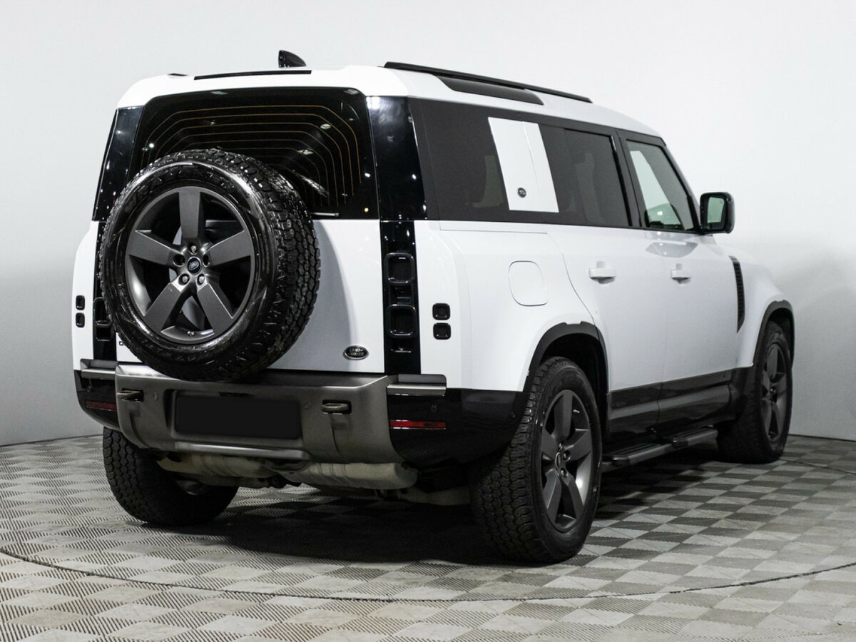 Land Rover Defender с пробегом — 2020 год. Фото: #3