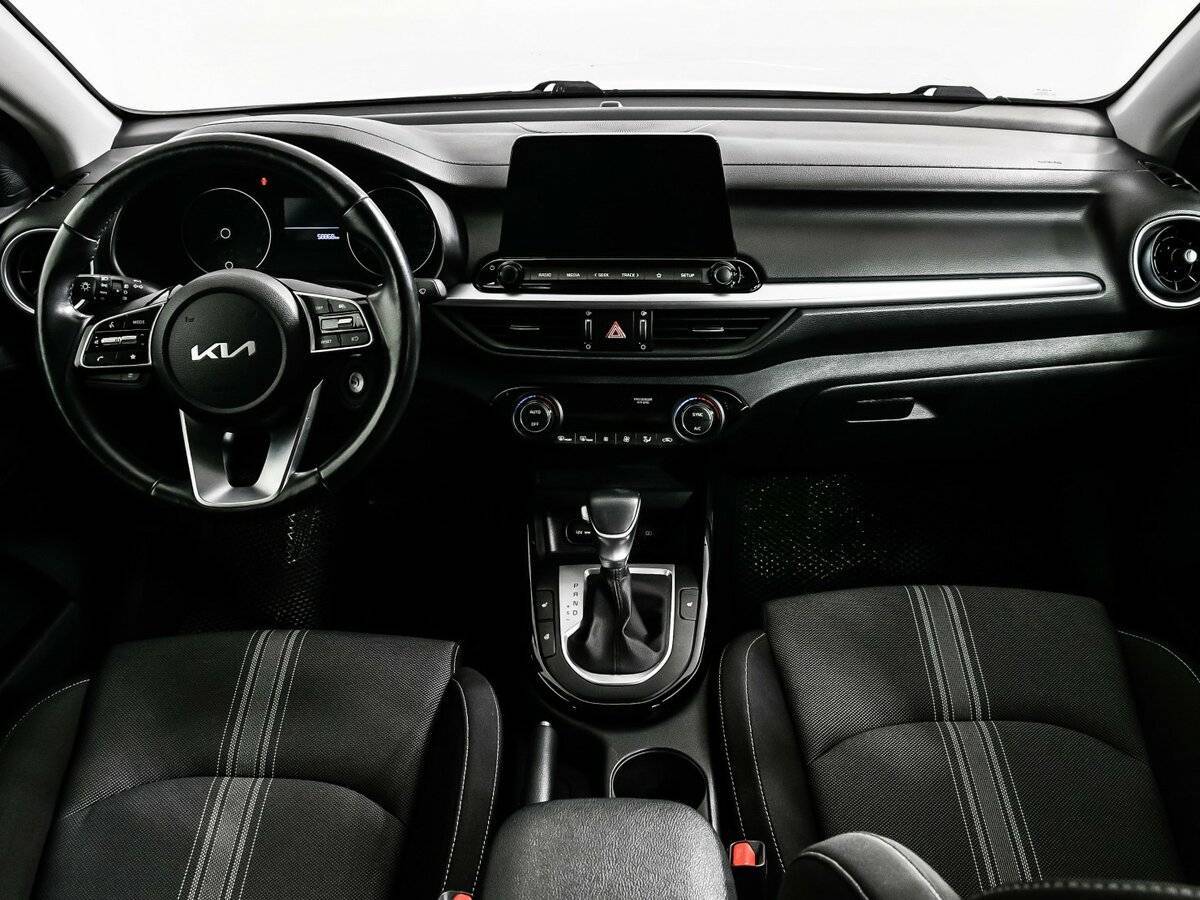 Kia Cerato с пробегом — 2022 год. Фото: #10