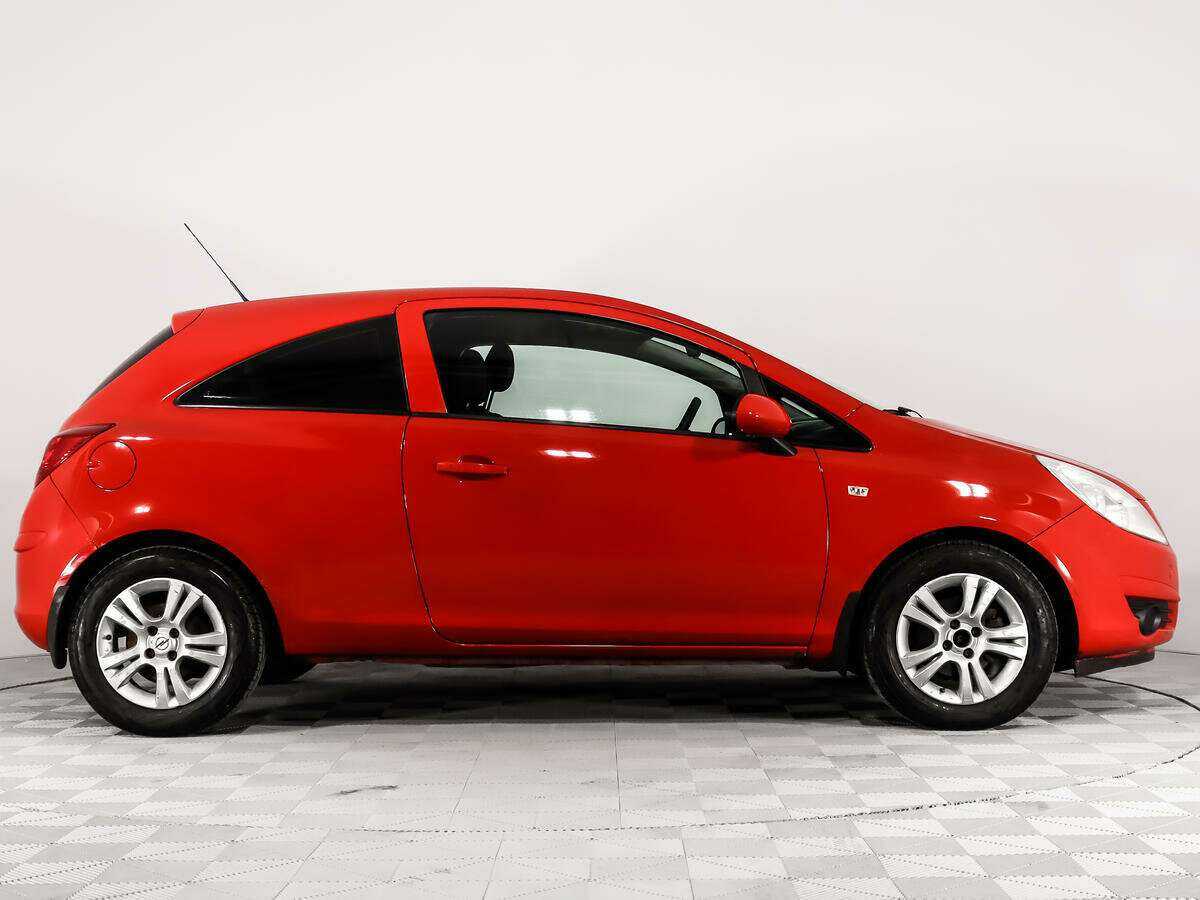 Opel Corsa с пробегом — 2008 год. Фото: #3