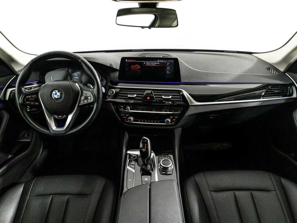 BMW 5 серии с пробегом — 2020 год. Фото: #12