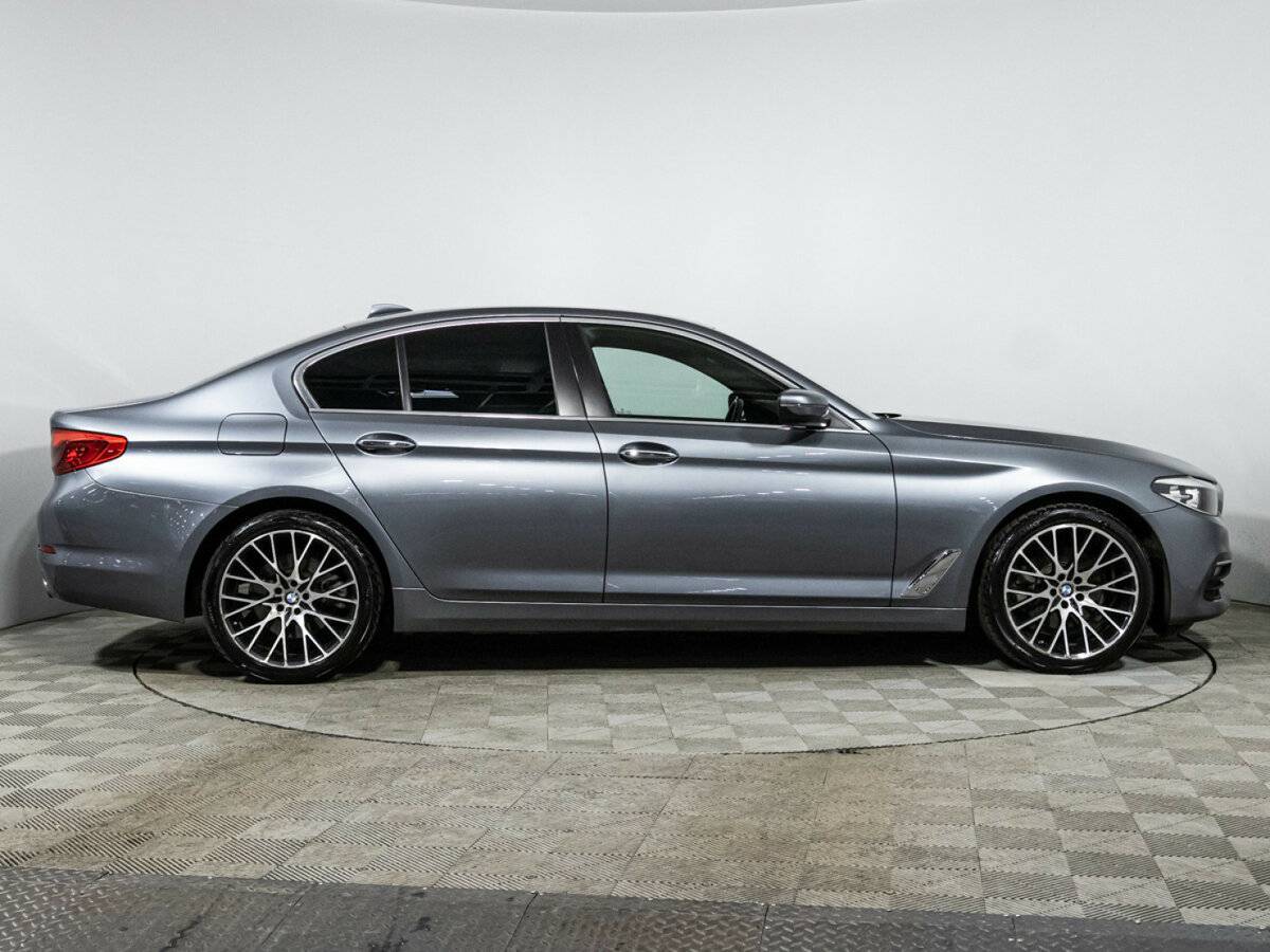 BMW 5 серии с пробегом — 2017 год. Фото: #3