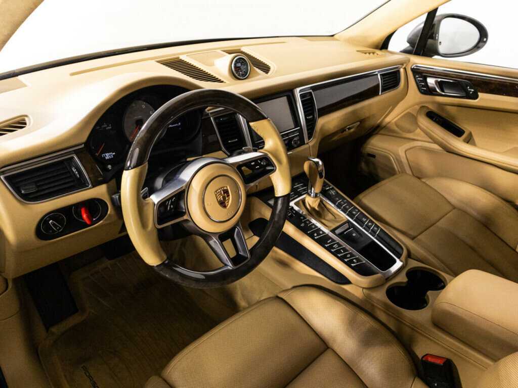 Porsche Macan с пробегом — 2014 год. Фото: #10