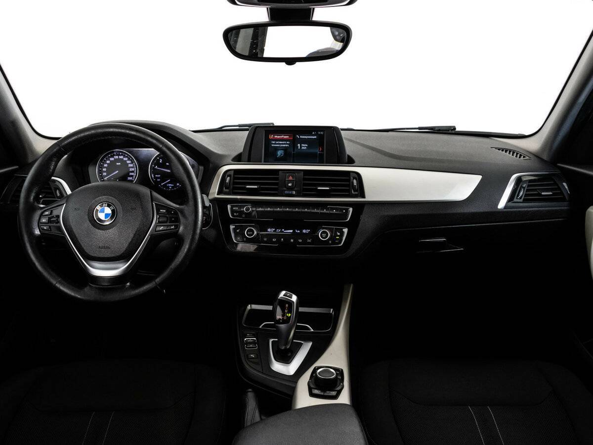 BMW 1 серии с пробегом — 2017 год. Фото: #10