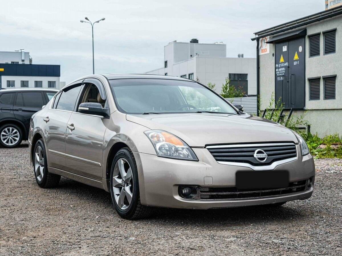 Nissan Altima с пробегом — 2007 год. Фото: #2