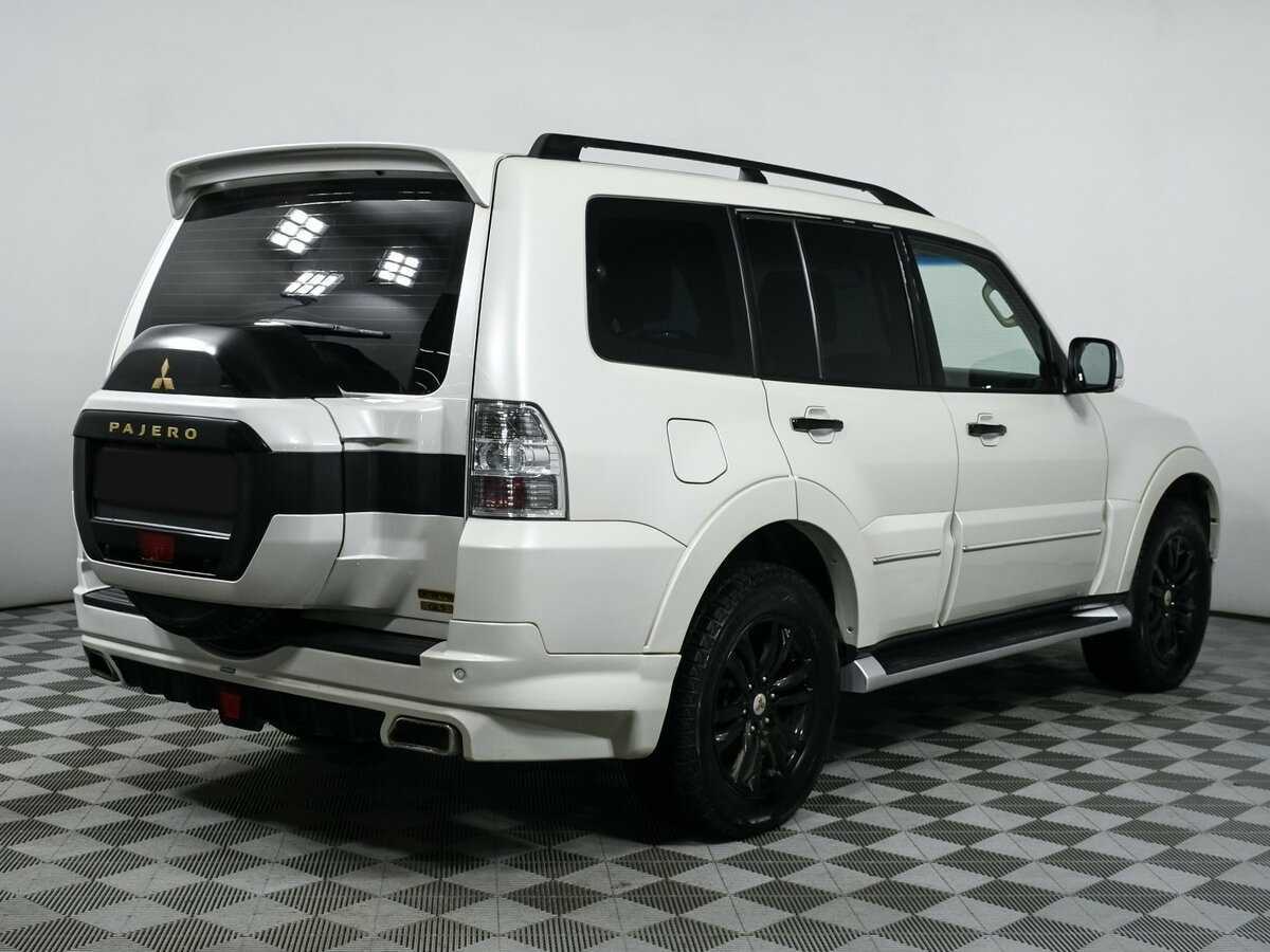 Mitsubishi Pajero с пробегом — 2019 год. Фото: #4