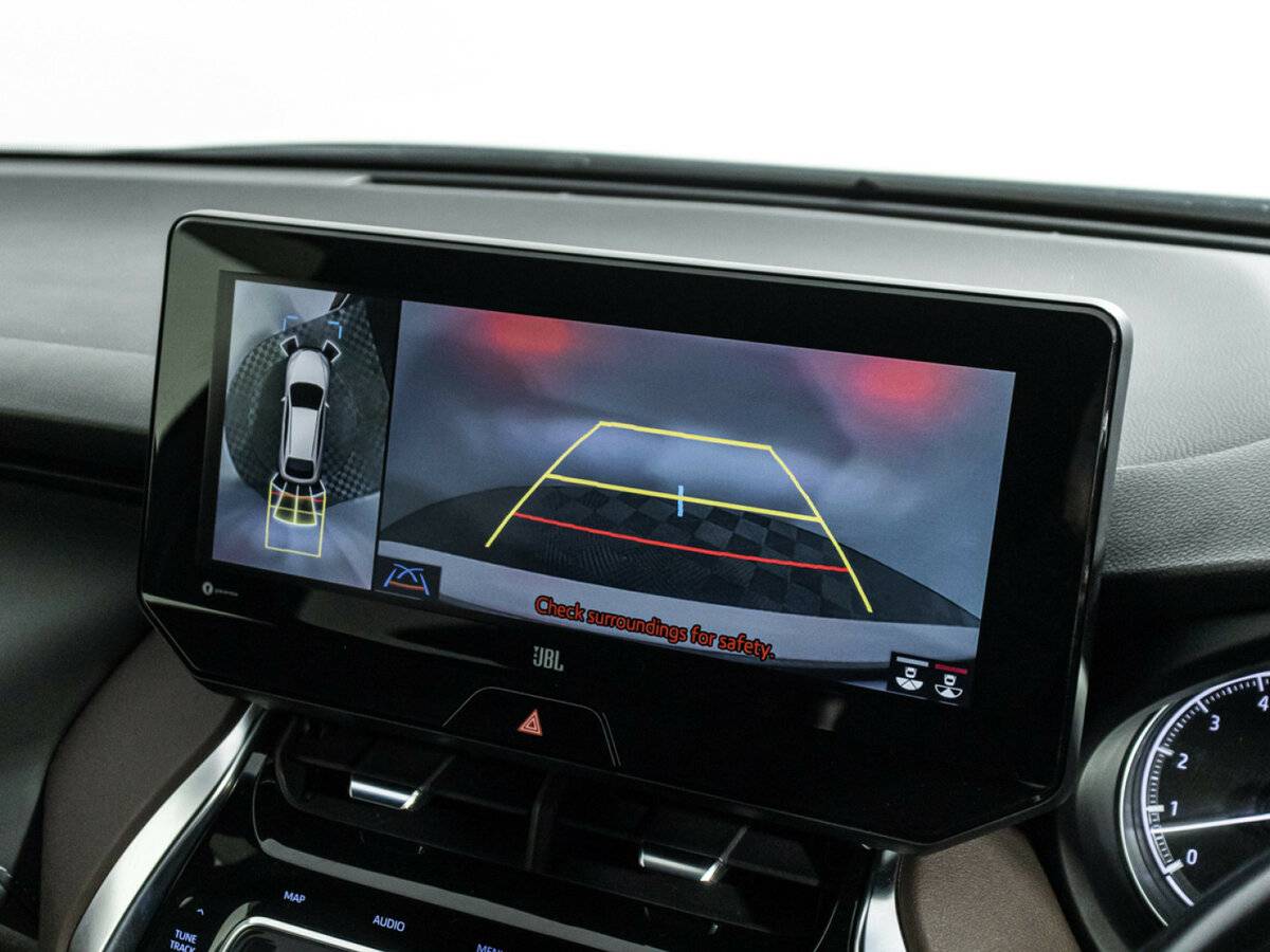 Toyota Harrier с пробегом — 2021 год. Фото: #14