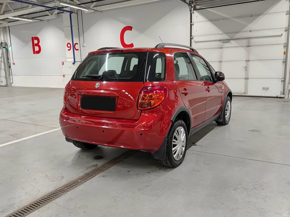 Suzuki SX4 с пробегом — 2011 год. Фото: #4