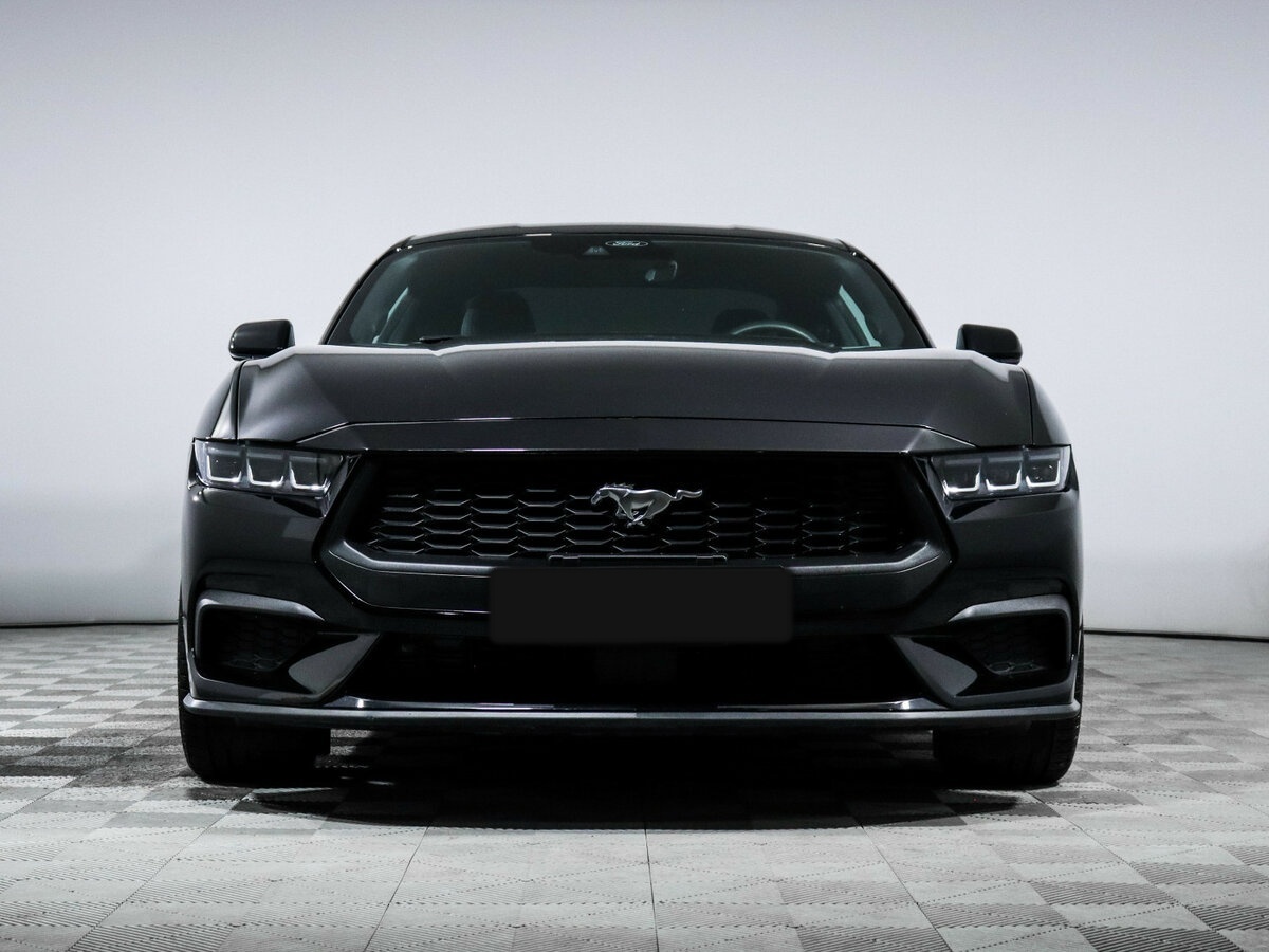 Ford Mustang с пробегом — 2023 год. Фото: #1