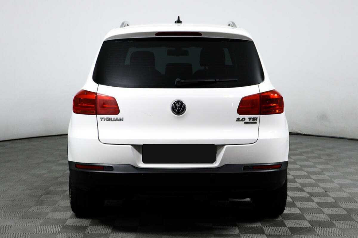 Volkswagen Tiguan с пробегом — 2011 год. Фото: #5