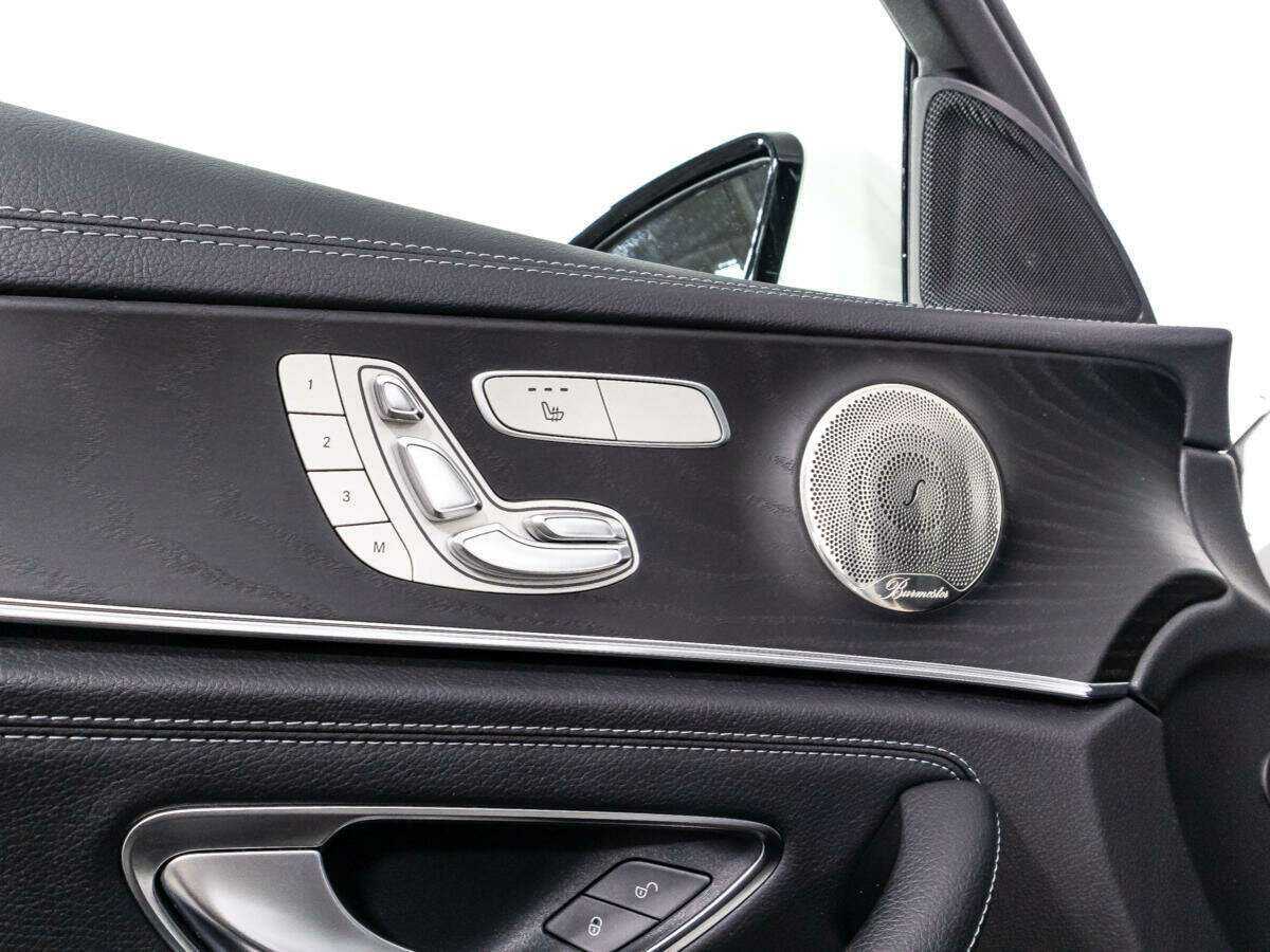 Mercedes-Benz E-Класс с пробегом — 2021 год. Фото: #14