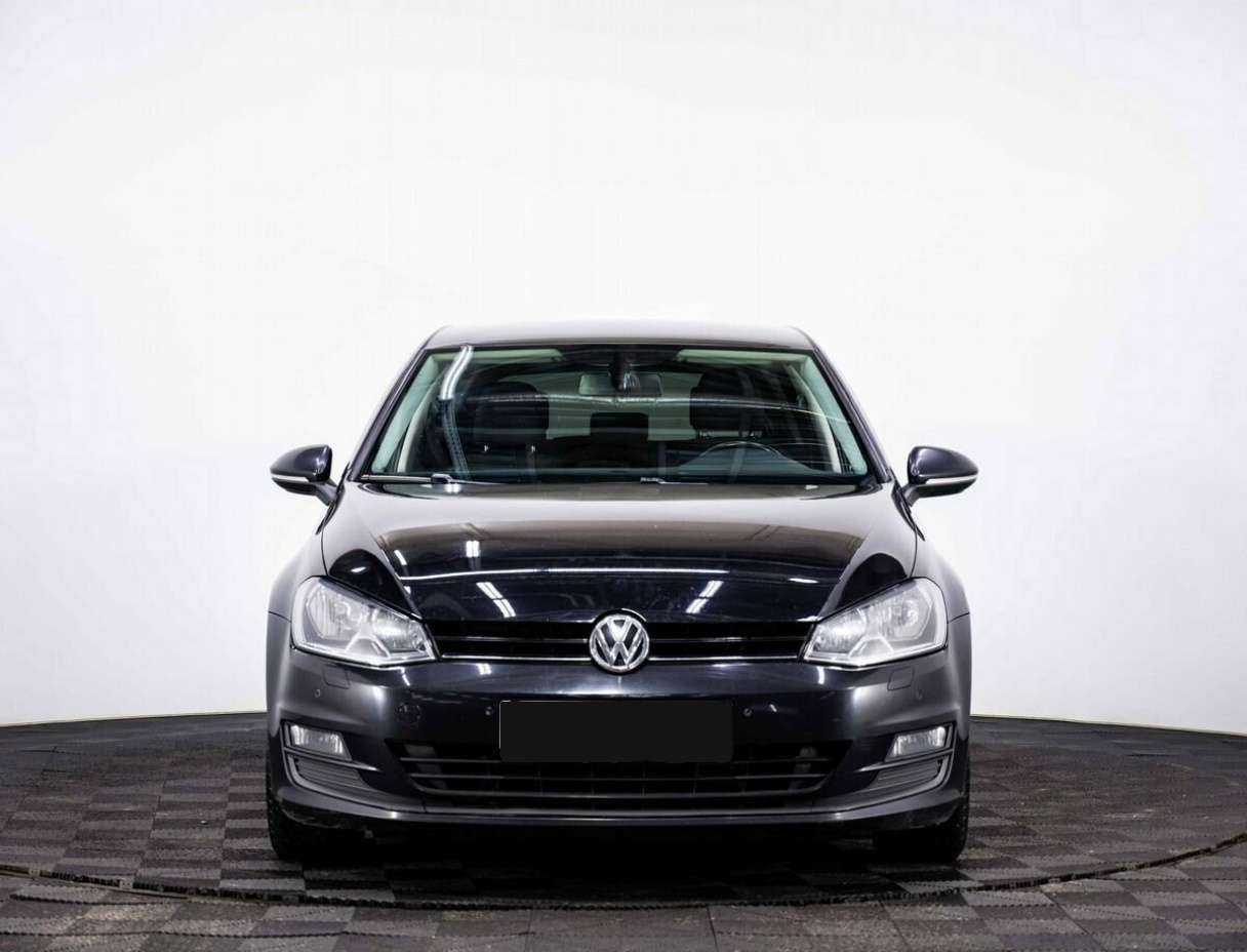 Volkswagen Golf с пробегом — 2013 год. Фото: #1