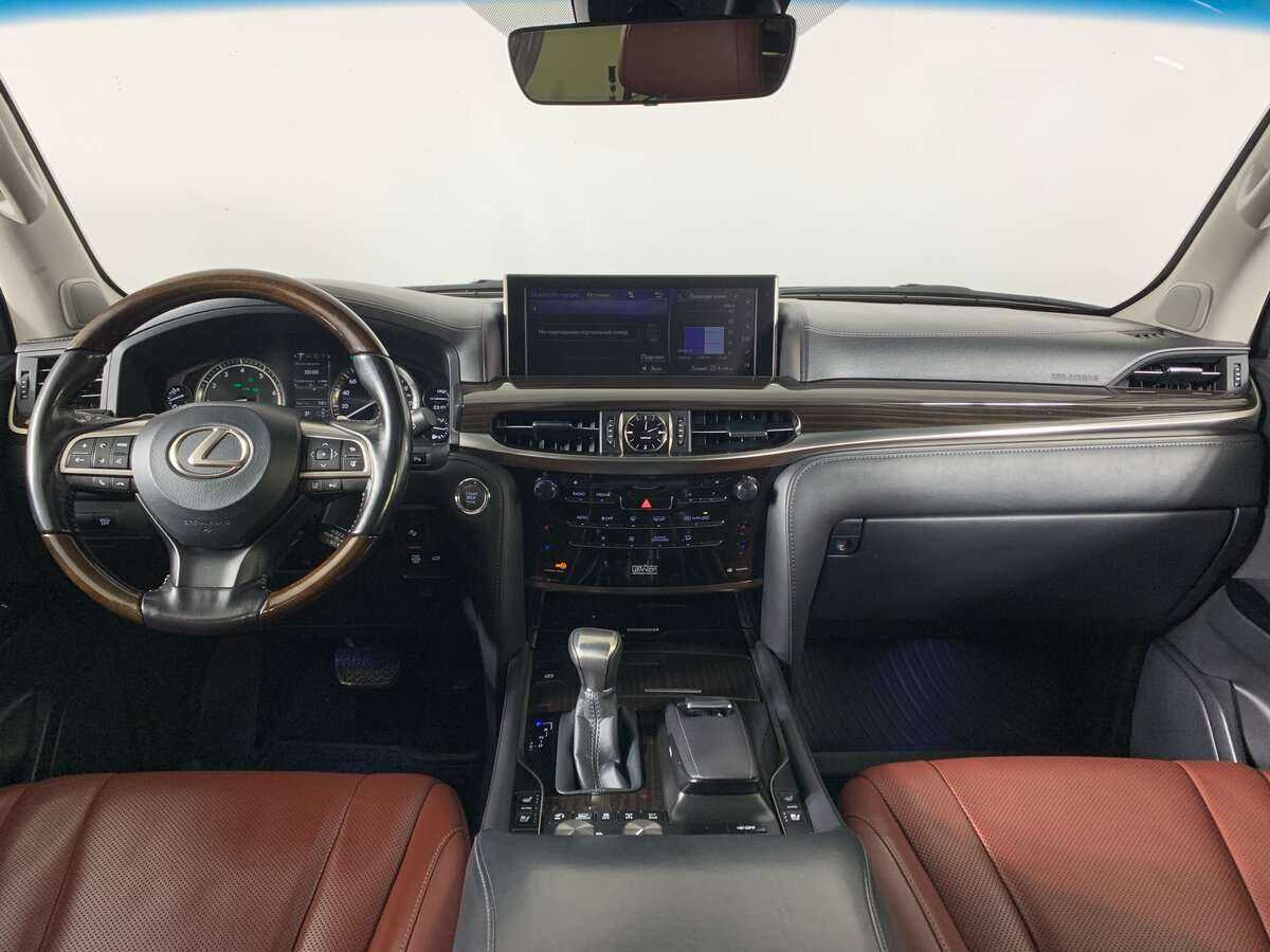 Lexus LX с пробегом — 2017 год. Фото: #10