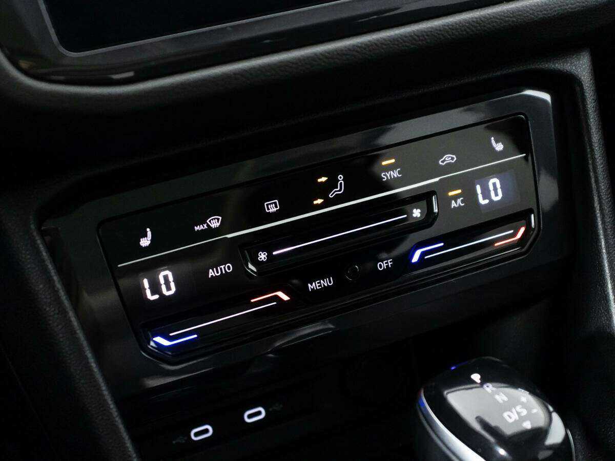 Volkswagen Tiguan с пробегом — 2021 год. Фото: #17