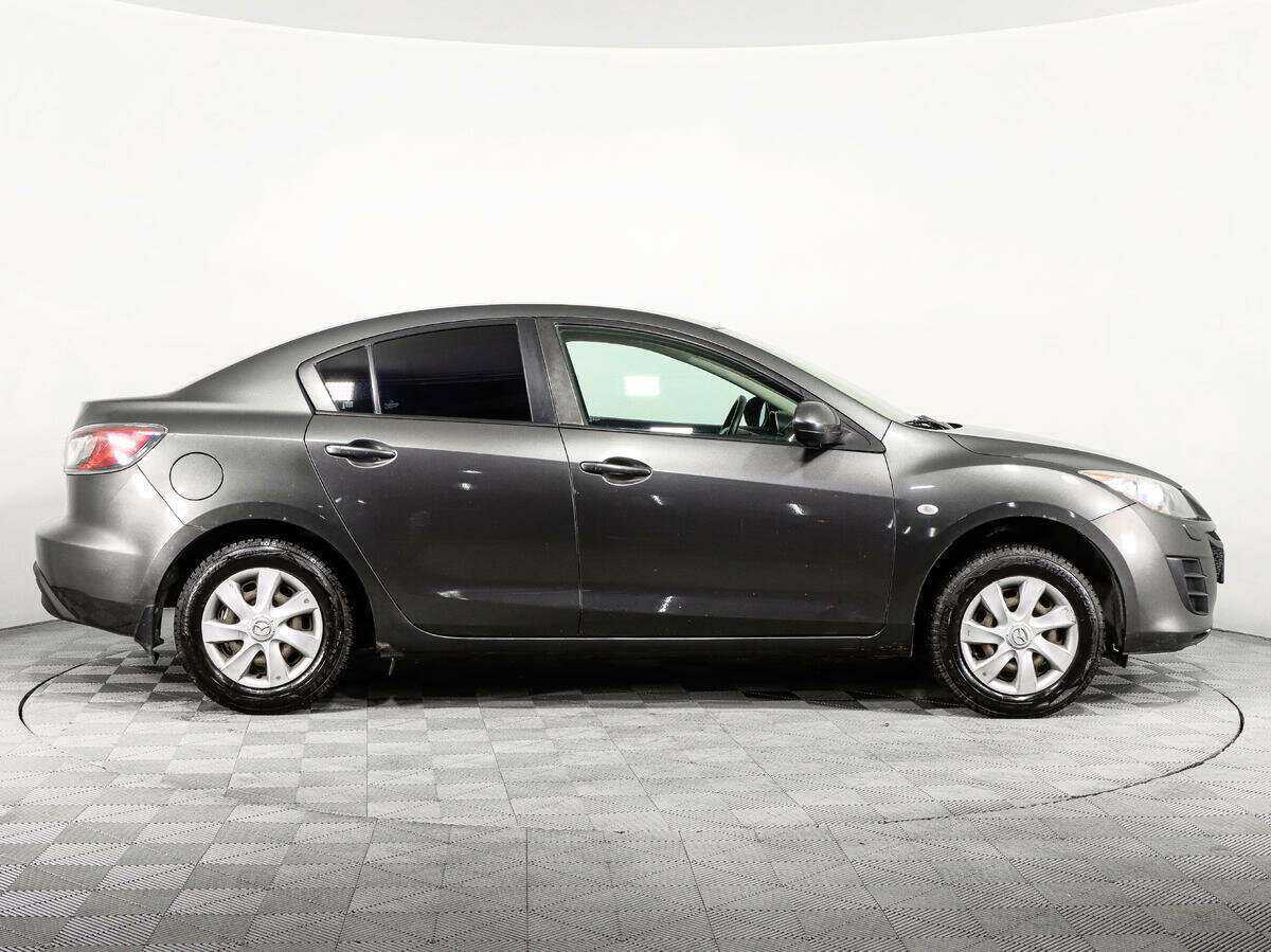 Mazda 3 с пробегом — 2010 год. Фото: #3