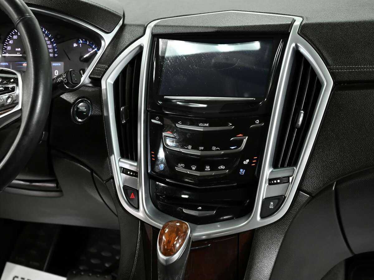 Cadillac SRX с пробегом — 2013 год. Фото: #9