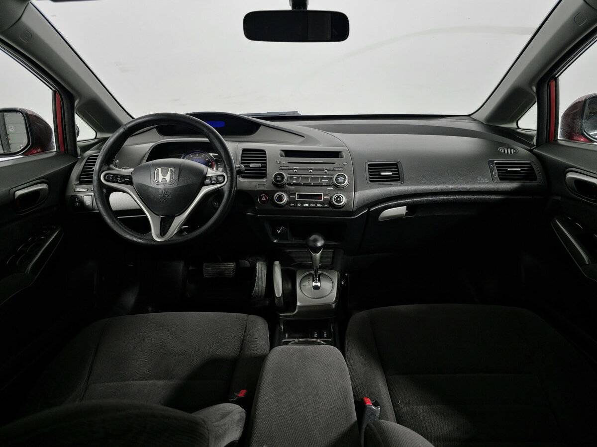 Honda Civic с пробегом — 2007 год. Фото: #9