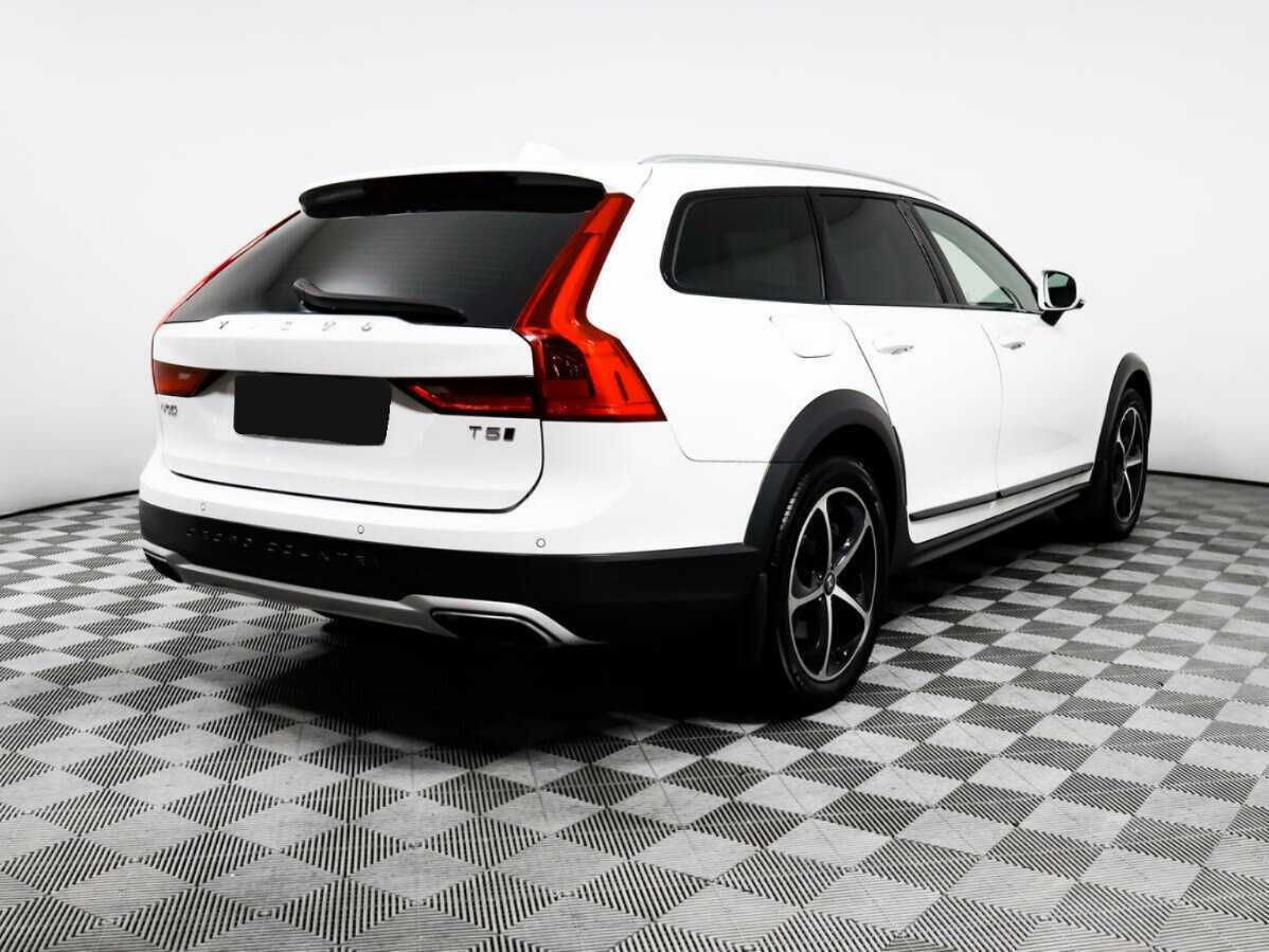 Volvo V90 Cross Country с пробегом — 2019 год. Фото: #4
