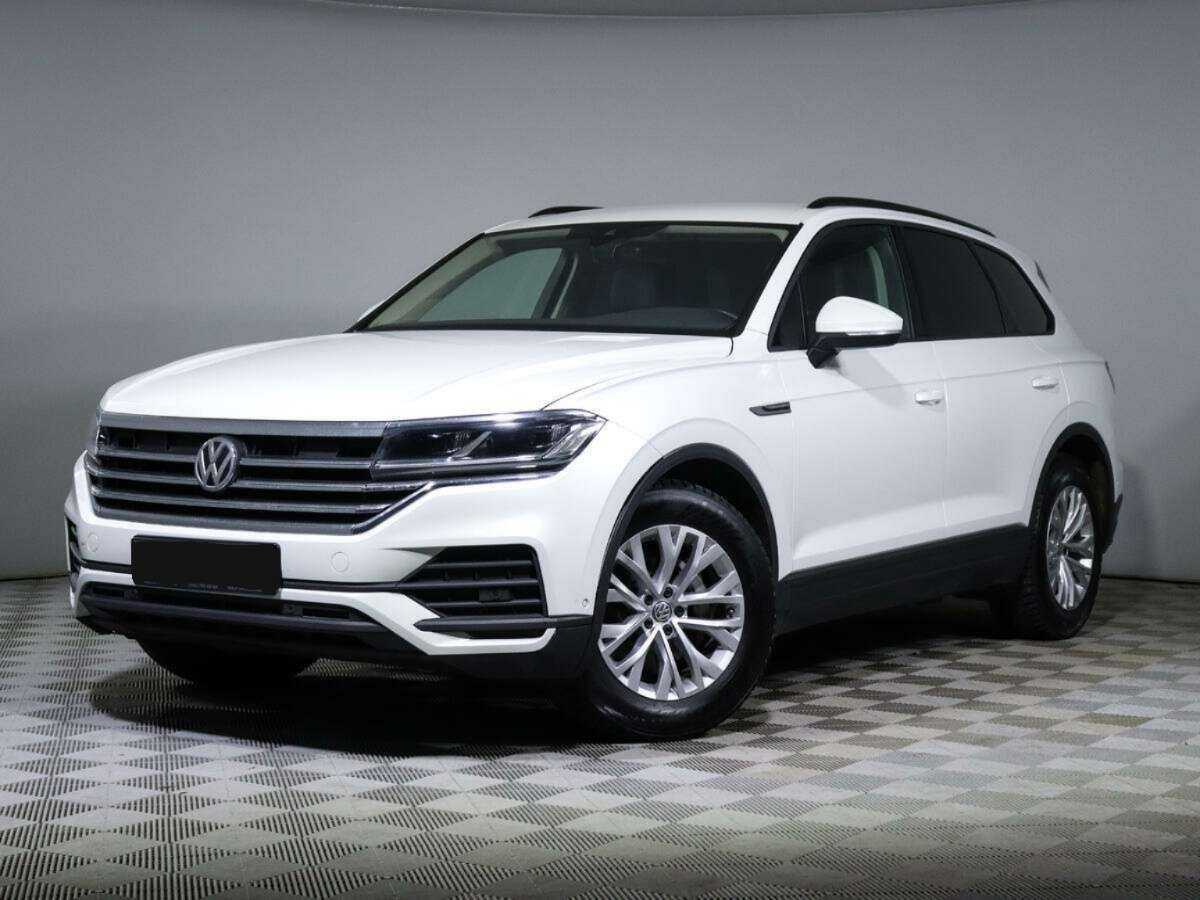 Volkswagen Touareg с пробегом — 2019 год. Фото: #0