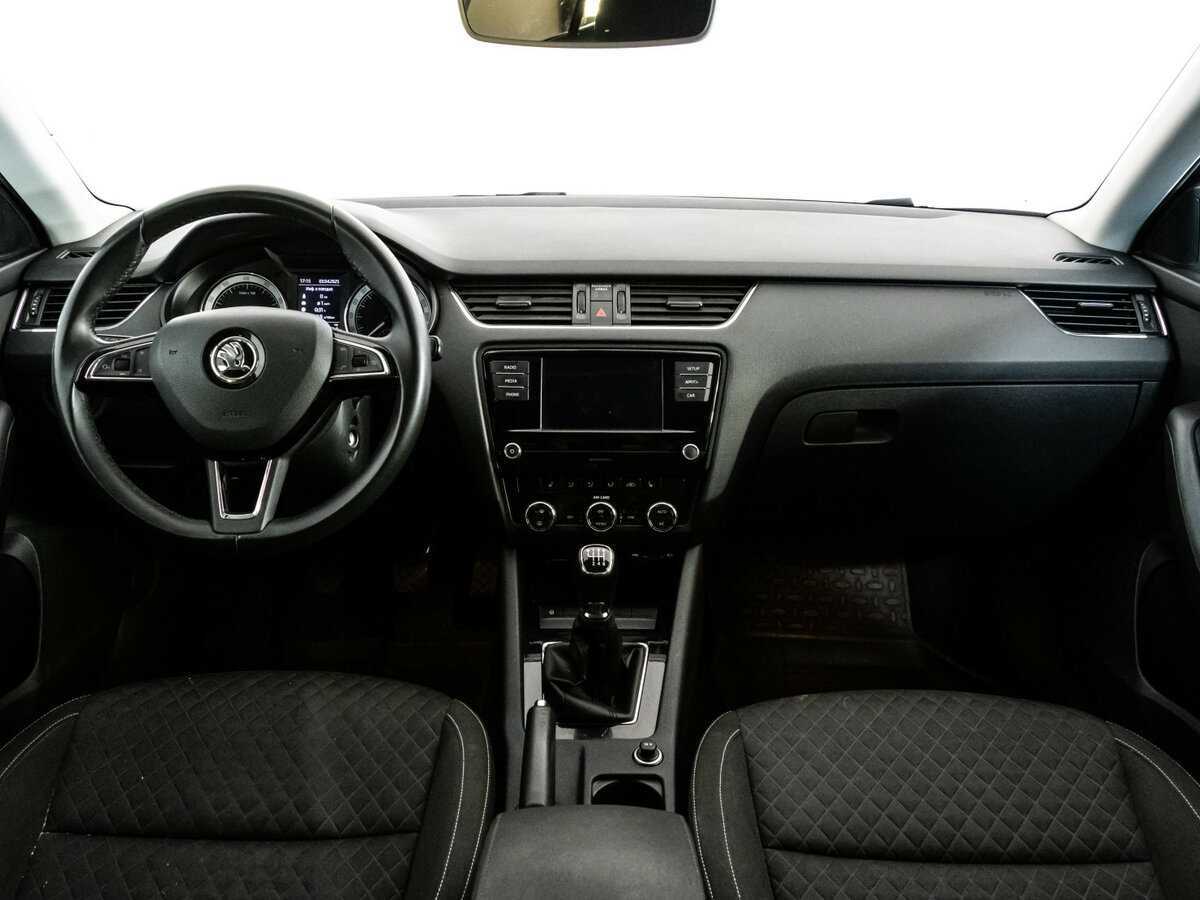 Skoda Octavia с пробегом — 2017 год. Фото: #7